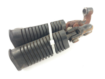 Benelli 504 Sport [1979] - Repose-pieds Repose-pieds conducteur gauche et droit
