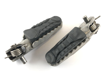 BMW R 1200 GS LC [2016] - Driver footrests left and right - 0