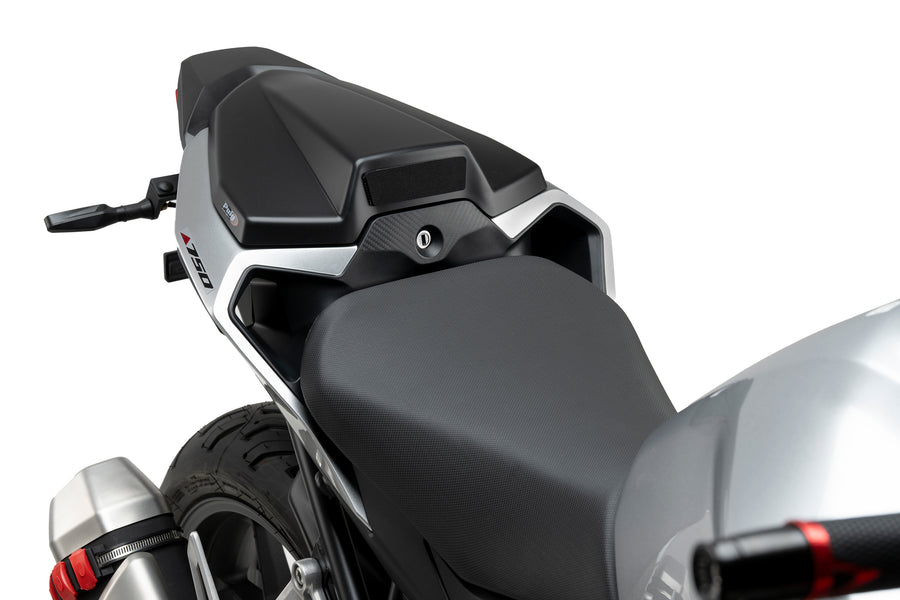HONDA CB 750 HORNET [2025] – carénage arrière – look carbone