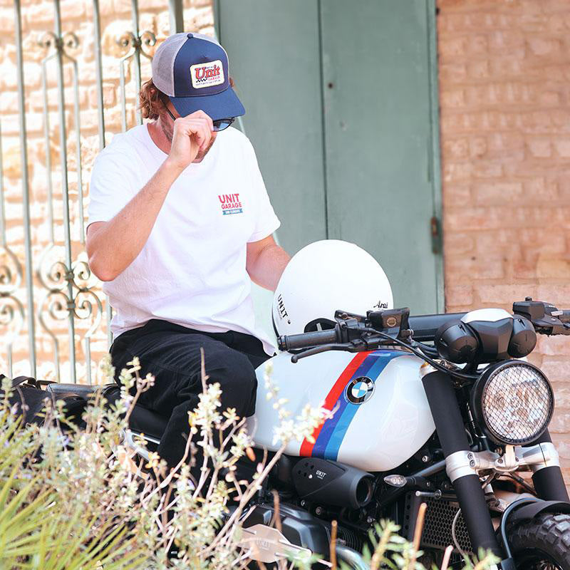 BMW F 850 GS Adventure [2019-2024] - Trucker-Box-Mütze mit blauem Unitgarage-Logo