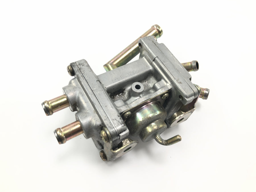 Yamaha YZF R1 RN04 [2001] - Secondary air system control valve AIS