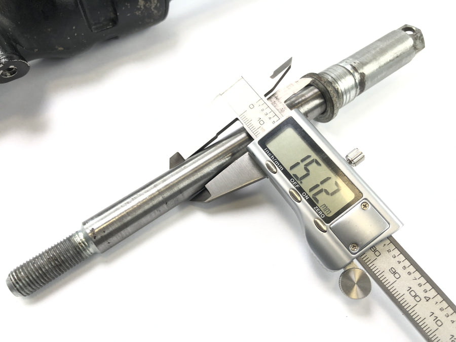 Honda SLR 650 RD09 [1997] - Gabel Telegabel mit Achse