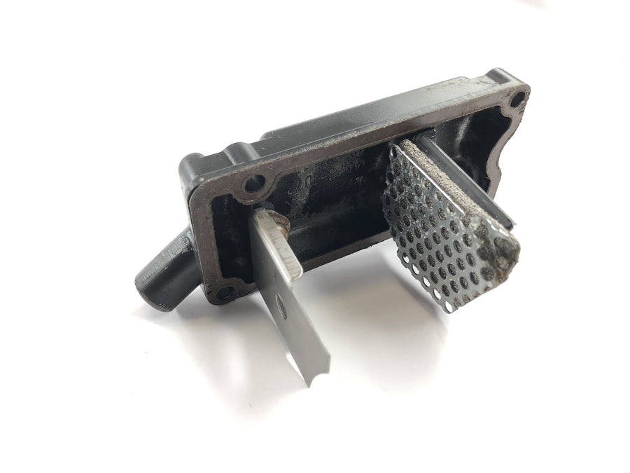 Kawasaki GPZ 1100 ZXT10E [1997] - Halter secondary air system blind lid