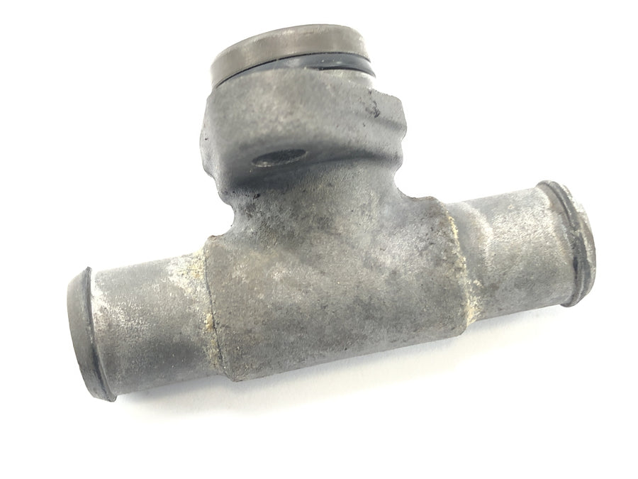 SWM SM 125 R [2018] - cooling water flange coolant connection