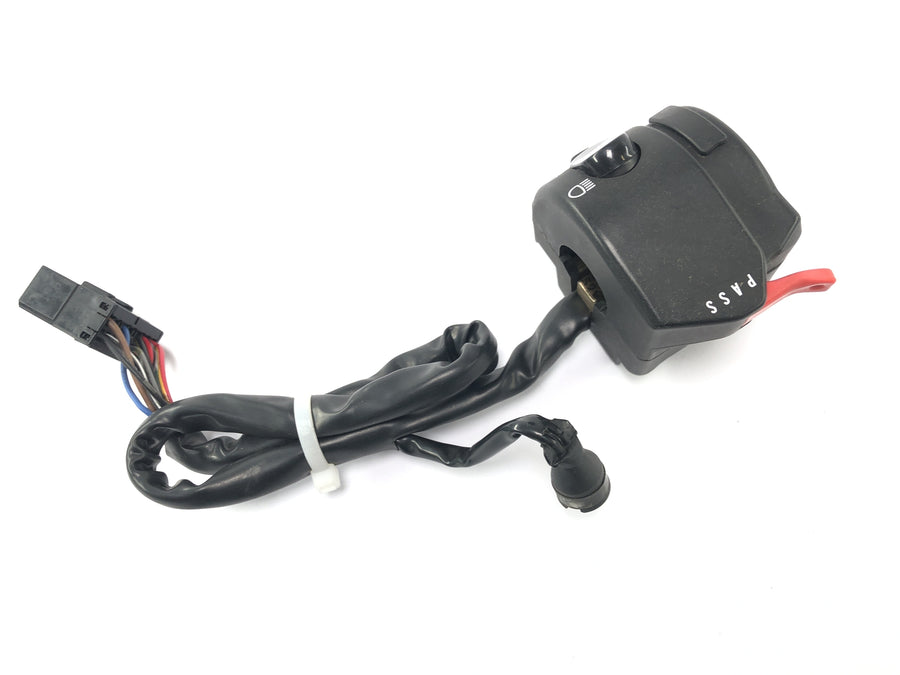 Triumph Sprint ST 1050 [2005] - handlebar switch on the left multifunction switch