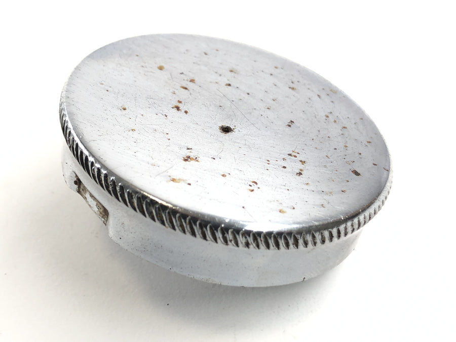 Triumph Bonneville T140V [1976] - fuel cap tank closure