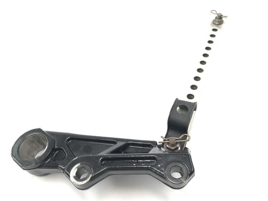 Yamaha YZF 750 R 4HN [1995] - anchor plate with brake anchor strut