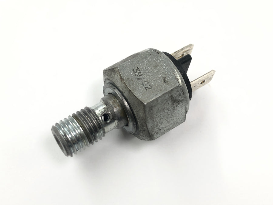 Triumph Tiger 955i 709EN [2003] - Oil pressure switch oil pressure sensor switch oil