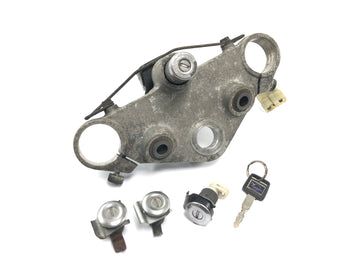 Honda ST 1100 SC26 Pan European [1990] - Schlosssatz mit Gabelbrücke oben Zündschloss