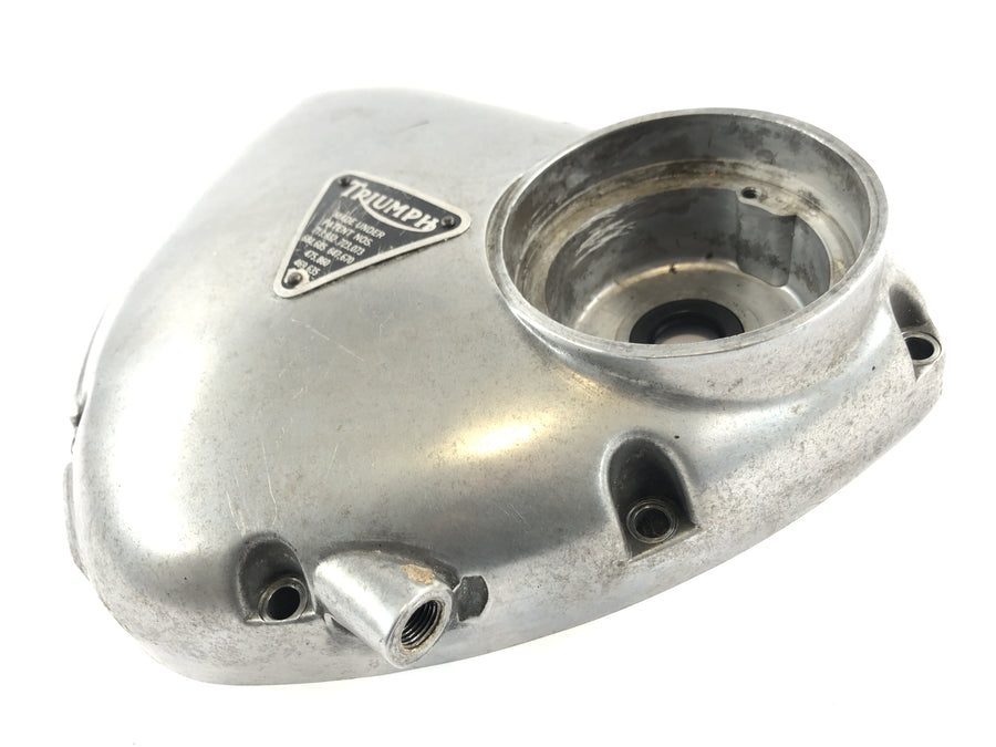 Triumph Bonneville T140V [1976] - Motor lid in the right