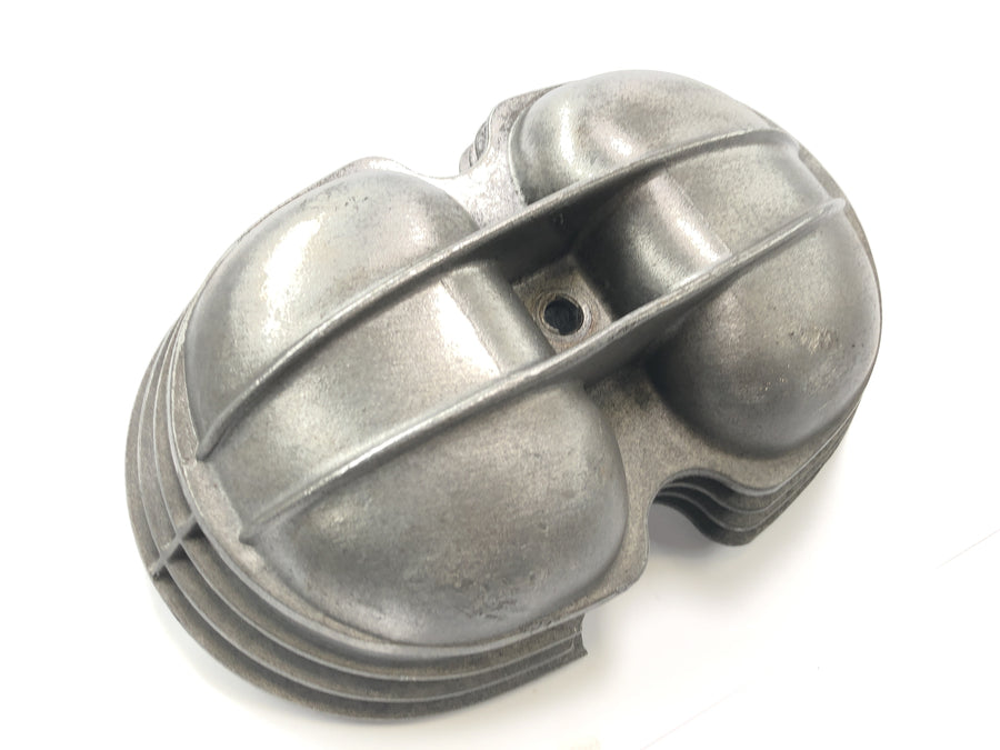 BMW R75/5 [1973] - valve lid on the left