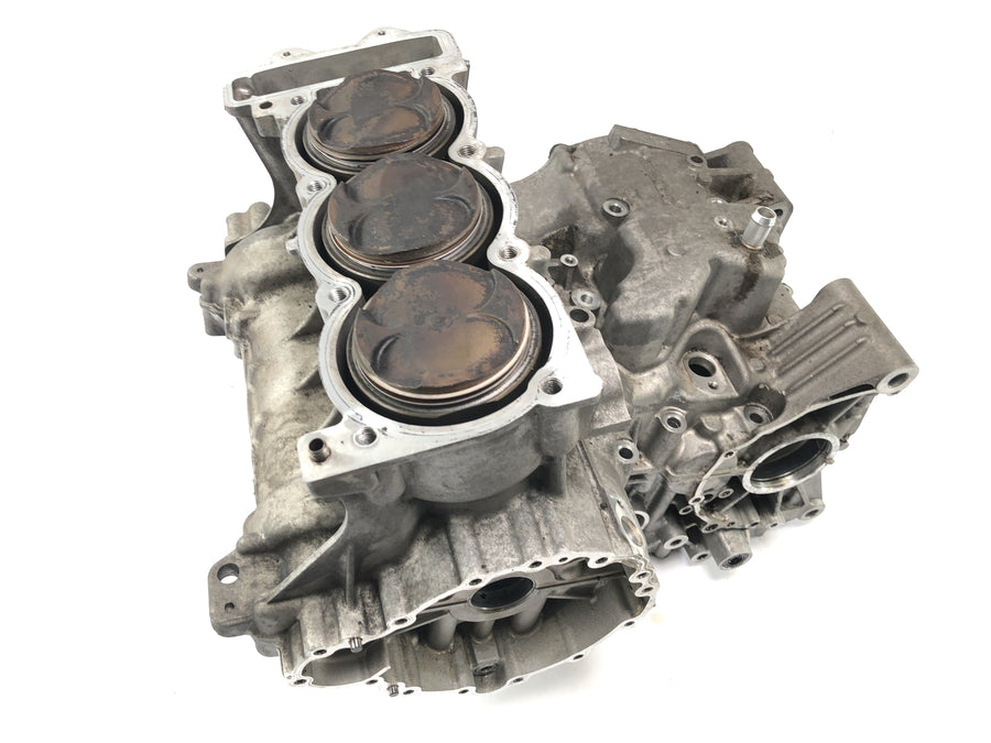 Triumph Sprint ST 1050 [2005] - Motorgehäuse Leergehäuse Zylinderblock mit Kolben