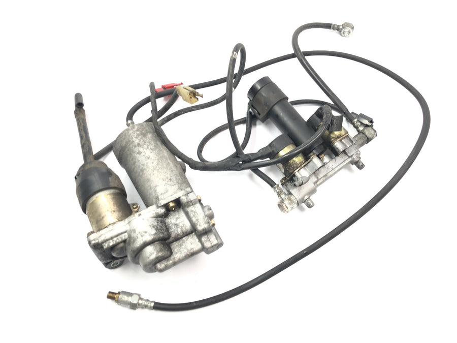 Honda GL 1500 Goldwing SC22 [1987] - Bloc soupape de l'unité de commande de suspension pneumatique du compresseur