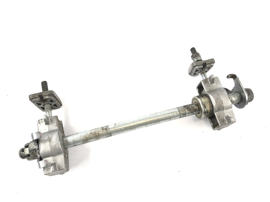 Yamaha Rz 250 R 29l [approx. 250 YPVS] - rear axle with chain tensioner