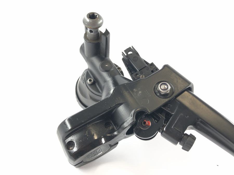 BMW K 1300 S K12S [2010] - raccords de guidon de la pompe d'embrayage à gauche