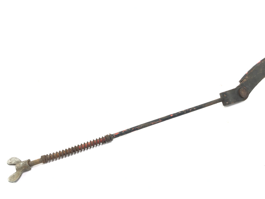 Yamaha XT 500 1U6 [1981] - Brake pedal mount with brake linkage