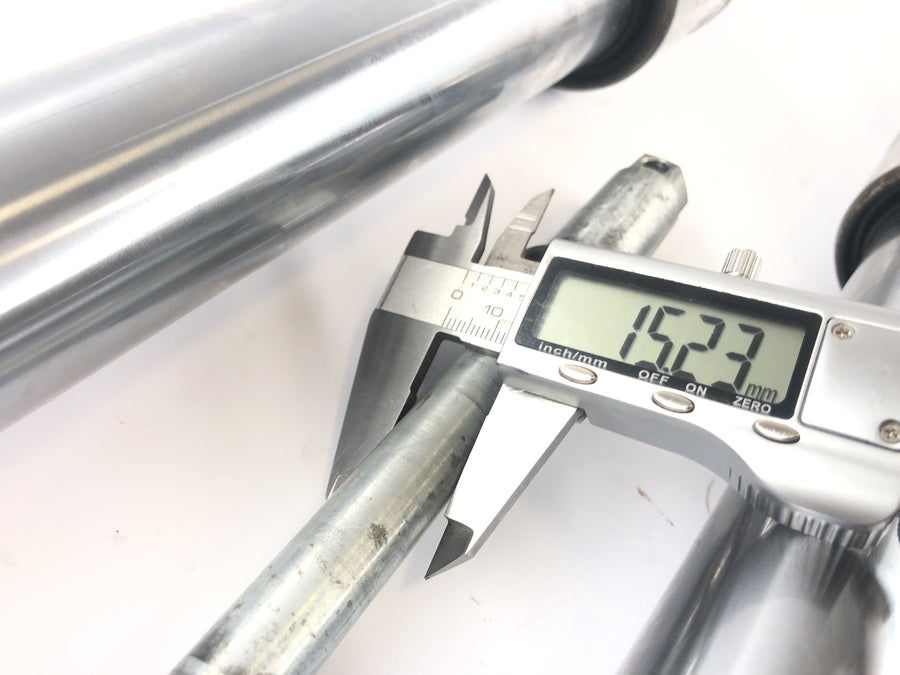Honda NX 650 RD08 [1995] - Gabel Telegabel vorne Stoßdämpfer Aufhängung Federbein