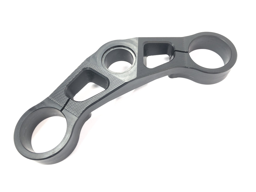 Benelli TNT 1130 [2009] - fork bridge at the top