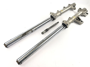 Honda CBX 650 E RC13 [1983] - fourche de suspension de la fourche de fourche avec axe