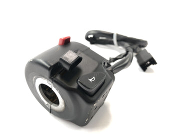 Suzuki VZ 1500 WVCU [2011] - Handlebar switch switch fitting left