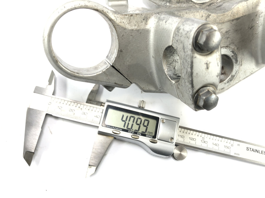 KAWASAKI ZR7 ZR750F [1999] - Fork Bridge au-dessus du porte-guidon
