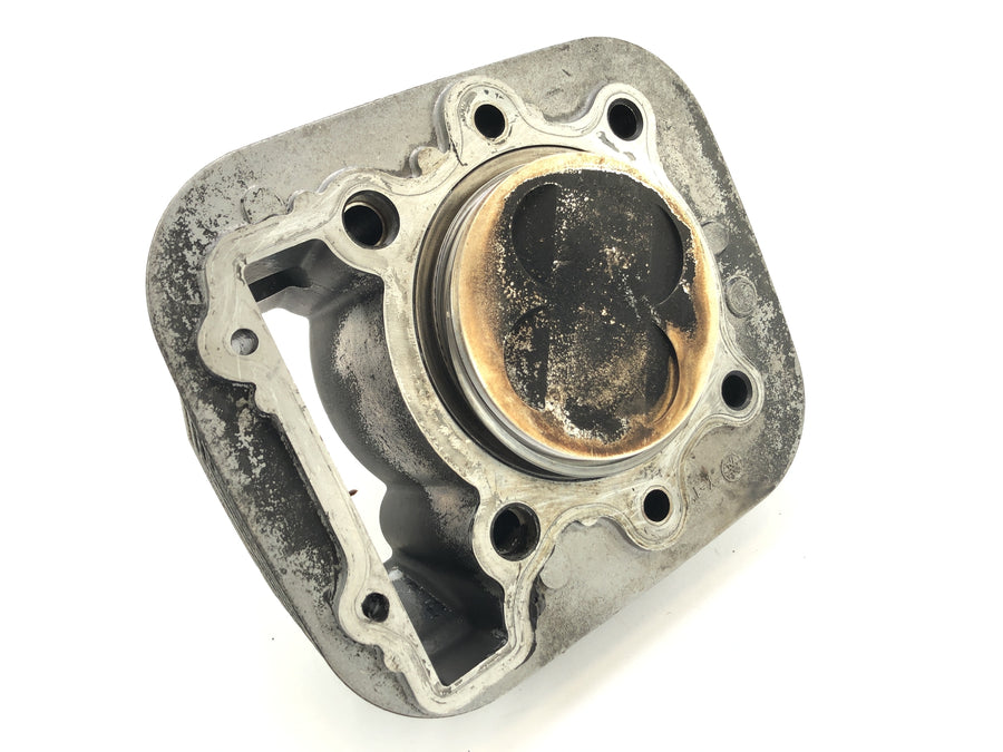 Yamaha XT 350 3YT / 55V [1990] - Cylindre avec des pistons