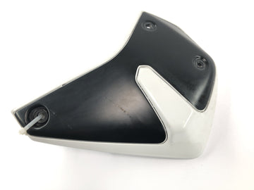 Yamaha MT 03 RM02 [2007] - Panneau latéral couvercle latéral cache radiateur gauche