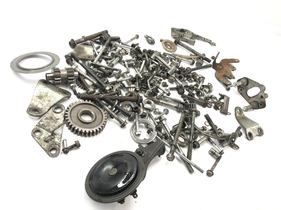Honda SLR 650 RD09 [1997] - screws and residual parts are convolidated