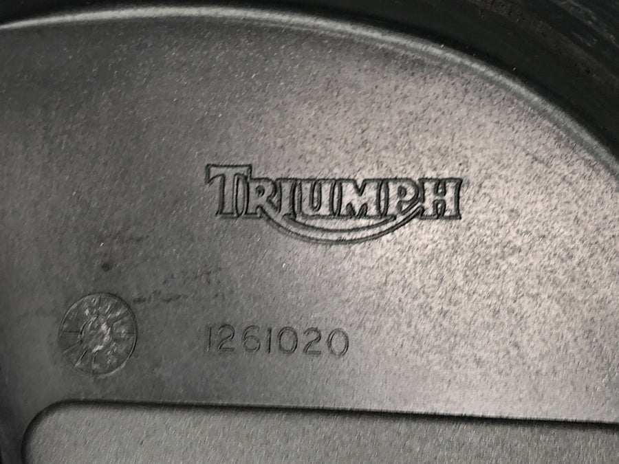 Triumph Speed ​​​​Triple T509 [1998] - Cache moteur cache pignon