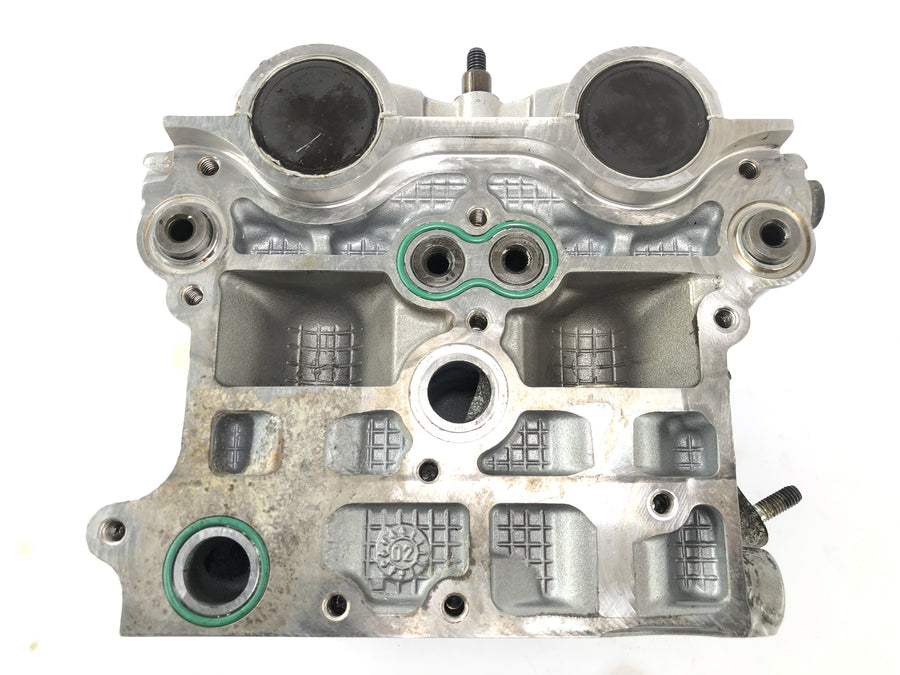 Ducati 999 H4 [2003] - cylinder head at the front