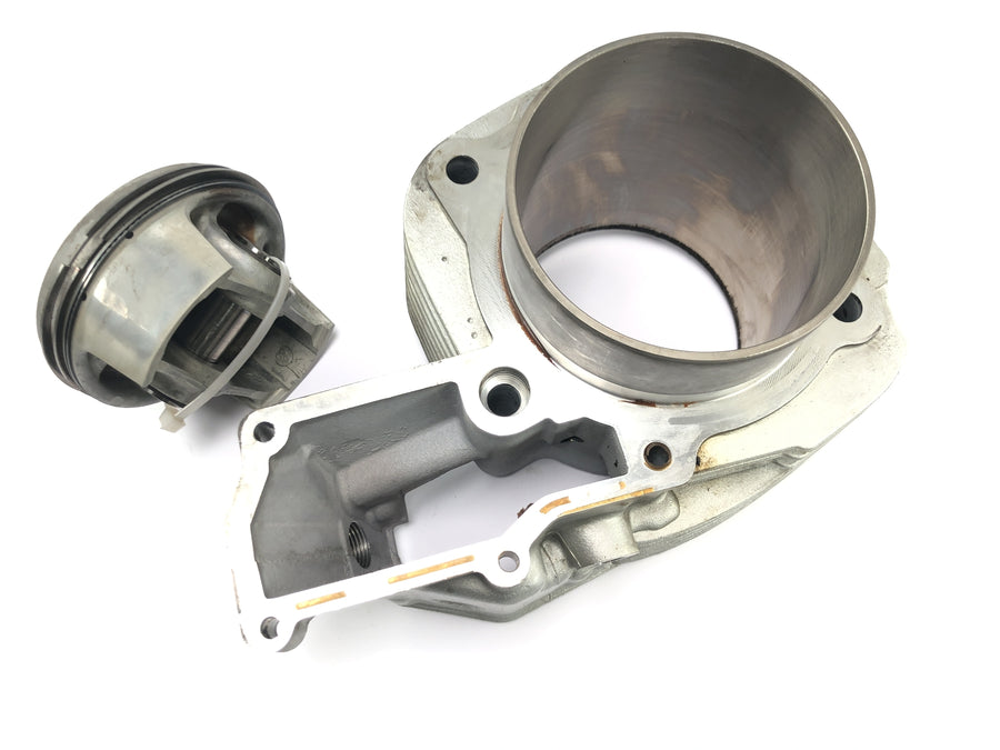 BMW R 1100 S R2S [2000] - cylindre avec piston à droite