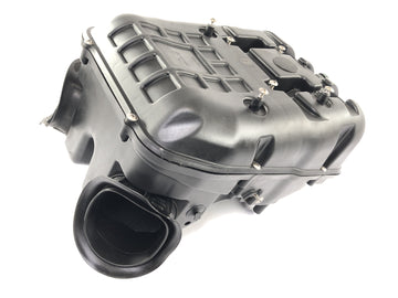 Aprilia RSV4 1000 [2010] - Airbox