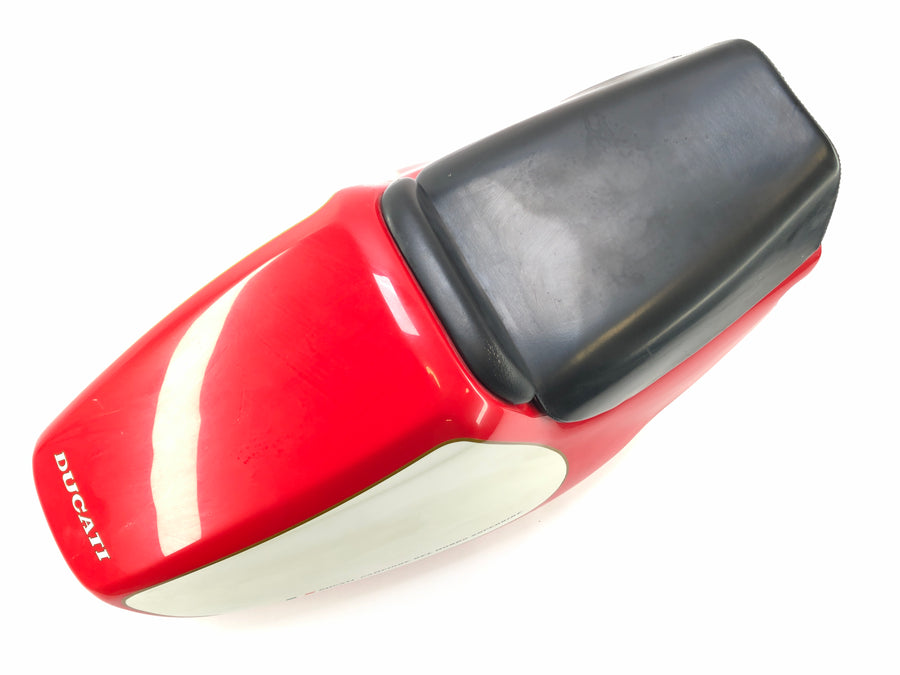 Ducati 900 SS [1991] - Bosse de carénage arrière de selle