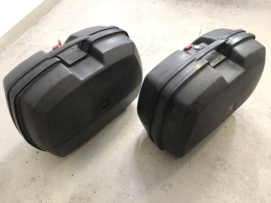Kawasaki GPZ 1100 ZXT10E [1997] - suitcase with key