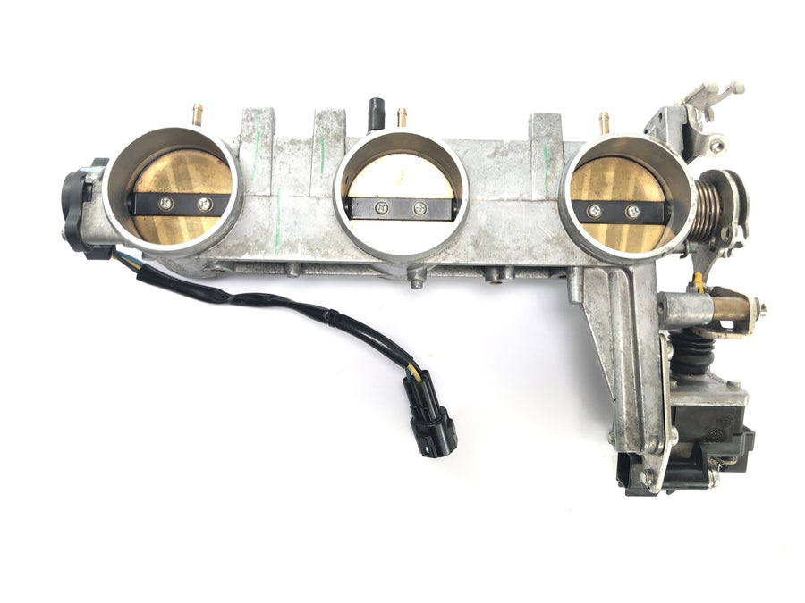 Triumph Sprint ST 1050 [2005] - Injection de valve de l'accélérateur