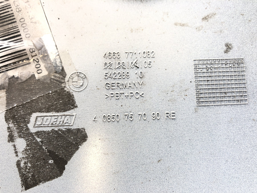 BMW K 1300 S K12S [2010] - Side cladding on the right side panel disguise part