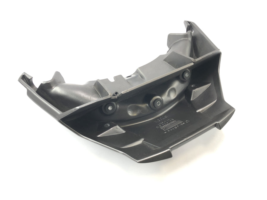 Aprilia RST 1000 Futura [2002] - rear cladding in the middle