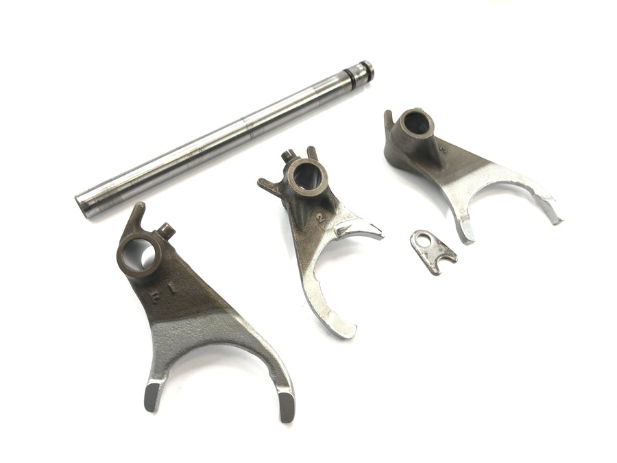 Triumph Adventurer 900 T309RT [1998] - shift forks shift fork set shift fork shaft