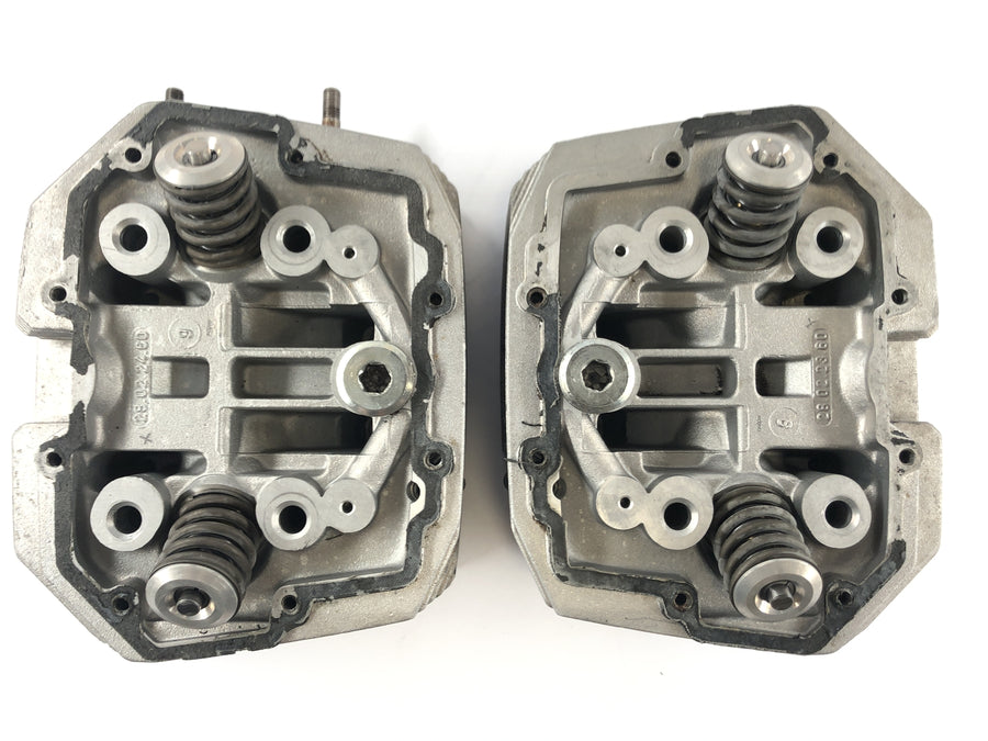 Moto Guzzi 850 Le Mans 3 VF [1986] - cylinder head on the right and left