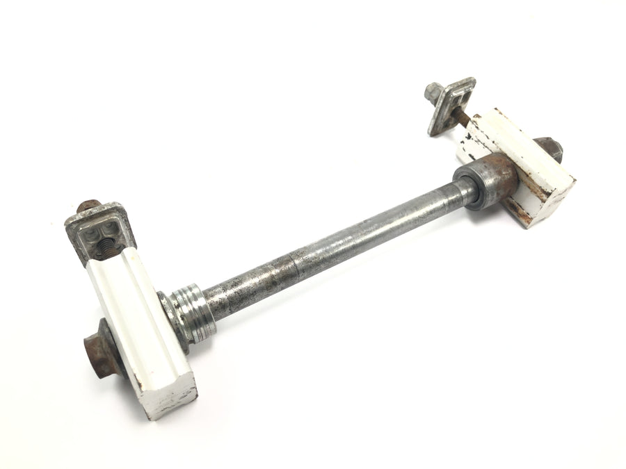Honda FT 500 PC07 [1983] - Hinterachse mit Kettenspanner
