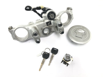 Honda FMX 650 RD12 [2006] - Kit serrure, serrure de contact, bouchon de réservoir, té de fourche en haut