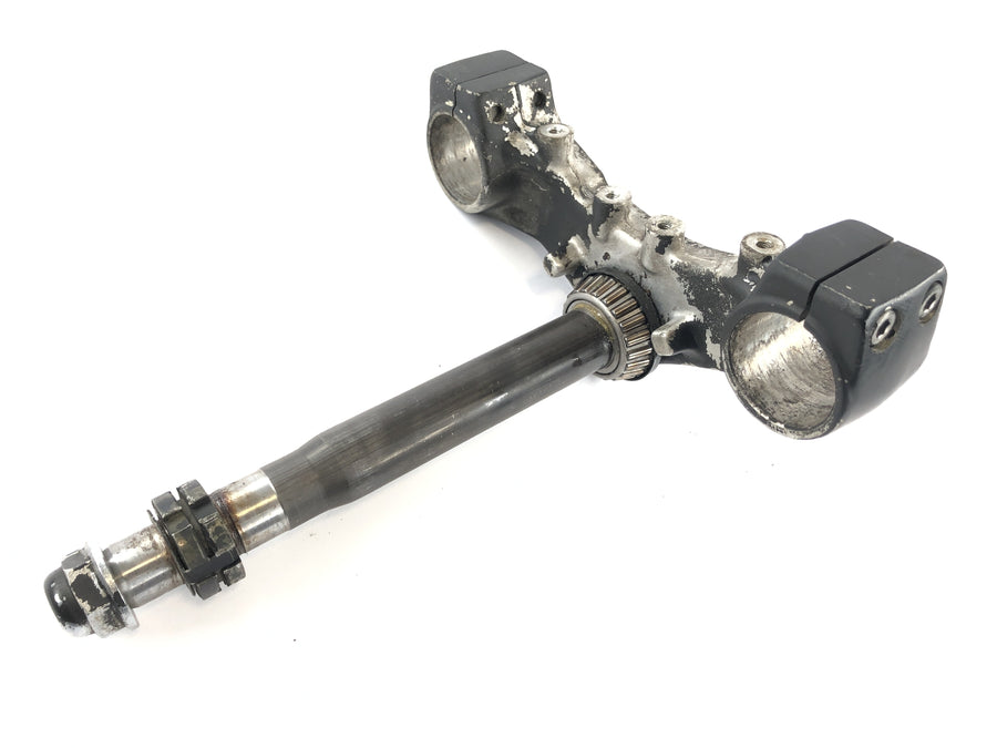 Yamaha contre Max 1200 2We [1996] - Fork Bridge ci-dessous