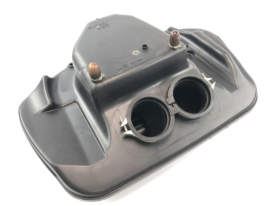 Suzuki Intruder VL 1500 AL [2000] - Air filter box Air filter housing Intake box