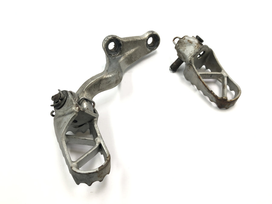 KTM 640 LC4 Prestige [2005] - Fußrasten Rastenanlage vorne Fahrerfußrasten Paar