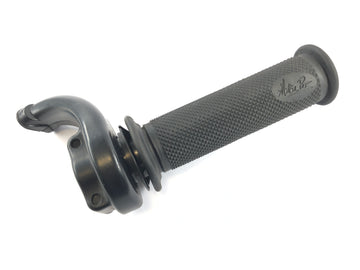 Ducati 1098 S H7 [2009] - Gas grip handlebar fittings on the right