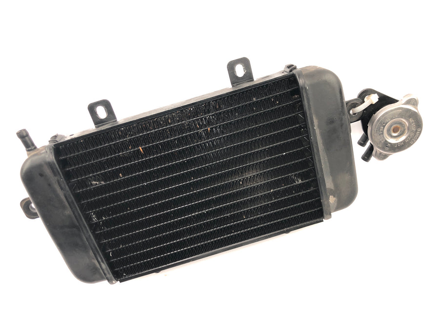BMW C1 125 [2002] - Système de refroidissement du radiateur de refroidissement par eau avec goulotte de remplissage