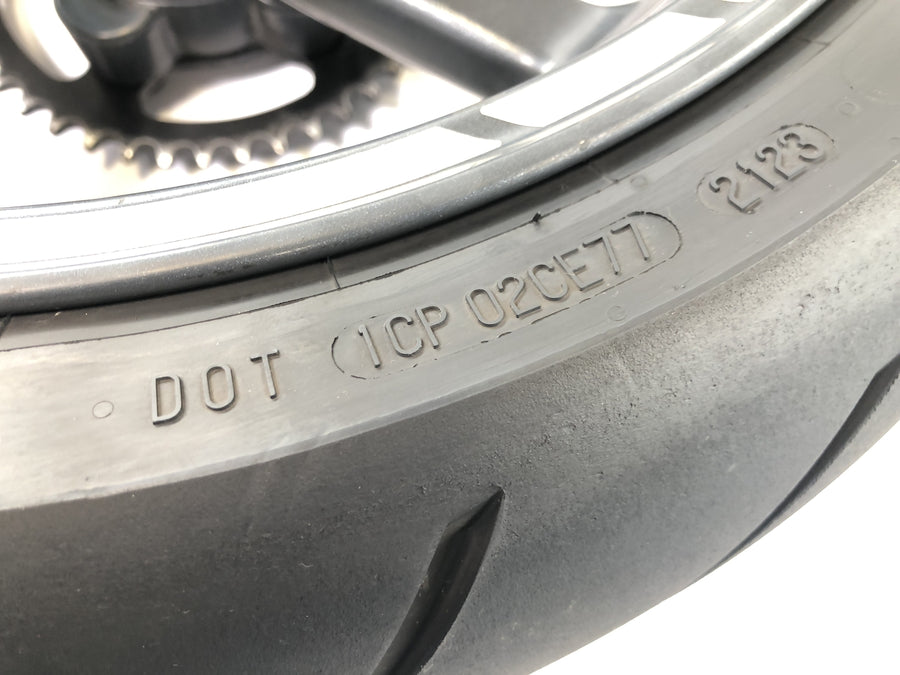 Aprilia RSV 1000 RP Mille [2001] - rear wheel rim 6.00x17"