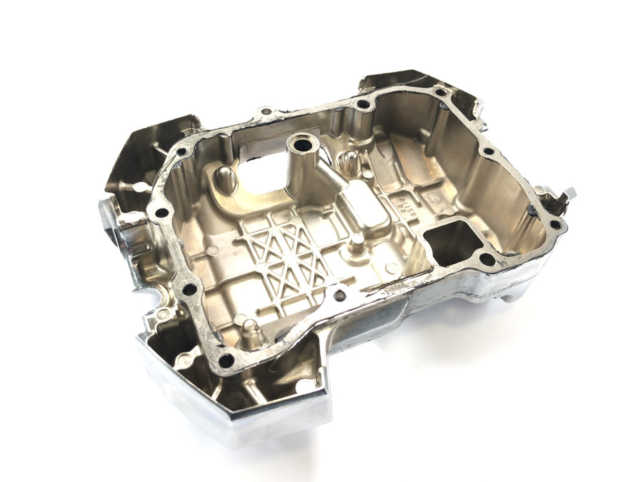 Honda VTX 1800 SC46 [2004] - rear valve cover cylinder head cover engine cover chrome