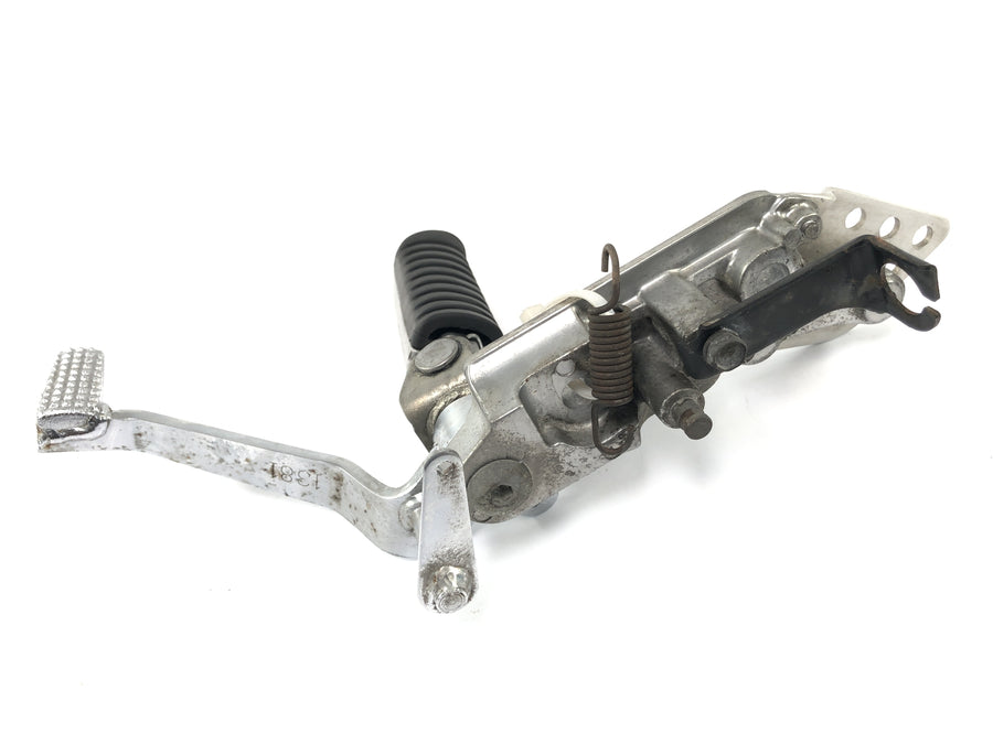 Kawasaki ZRX 1200 S ZRT20A [2002] - footrest system right brake pedal foot pedal bracket