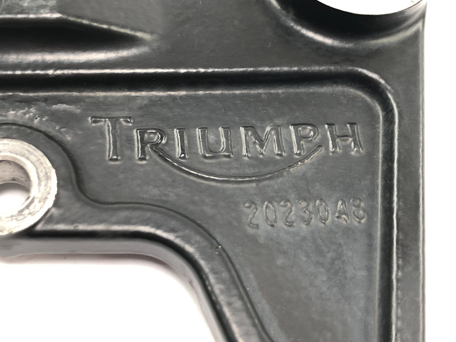 Triumph Bonneville T100 986MF [2012] - Support d'étrier d'ancrage de frein arrière